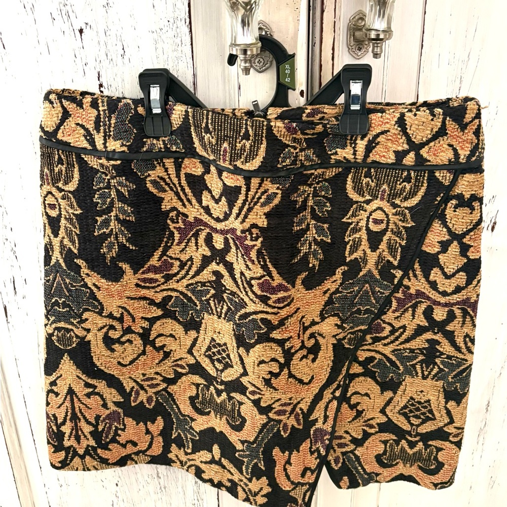 Free People skirt size 8 NWOT